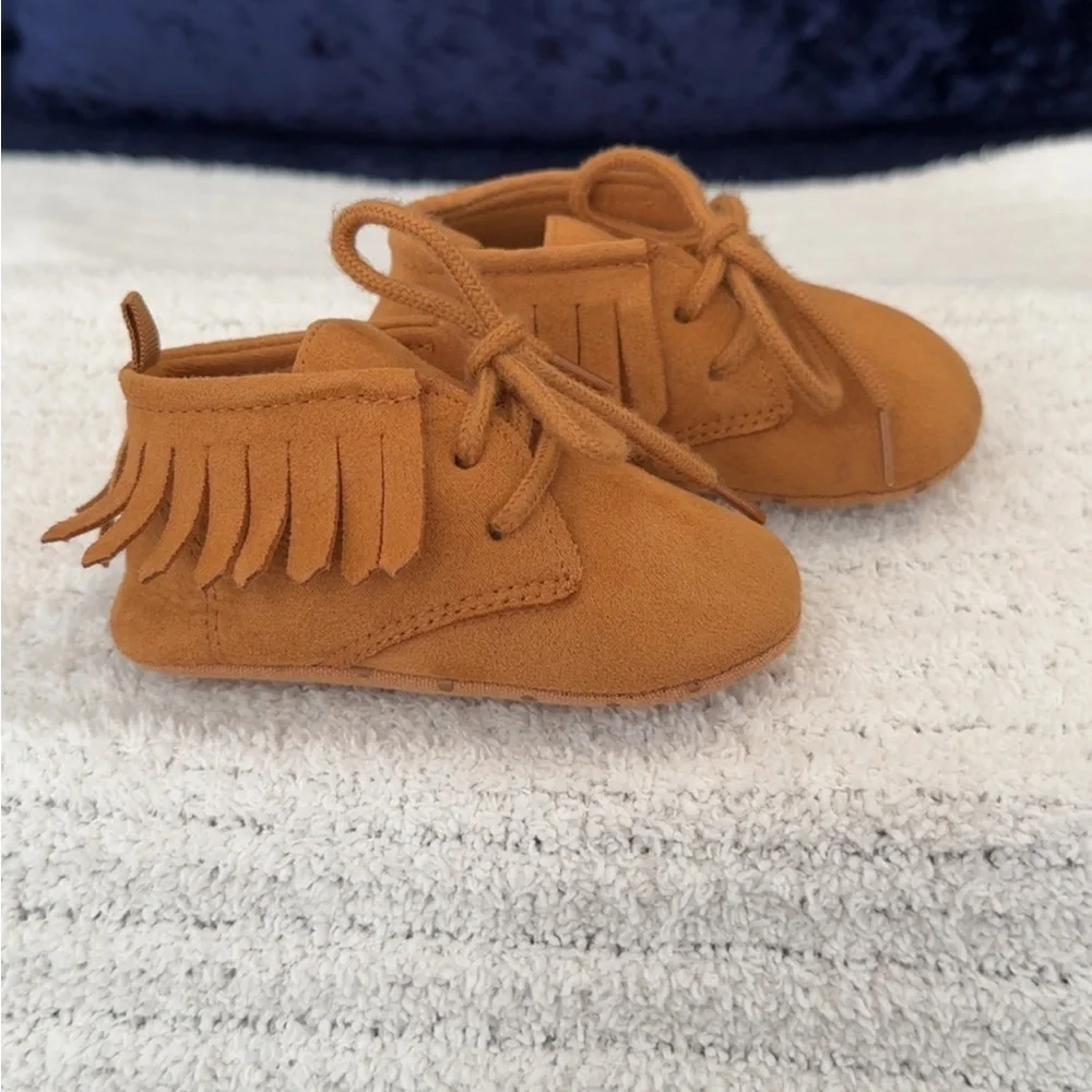 GAP Kids Moccasins in Brown